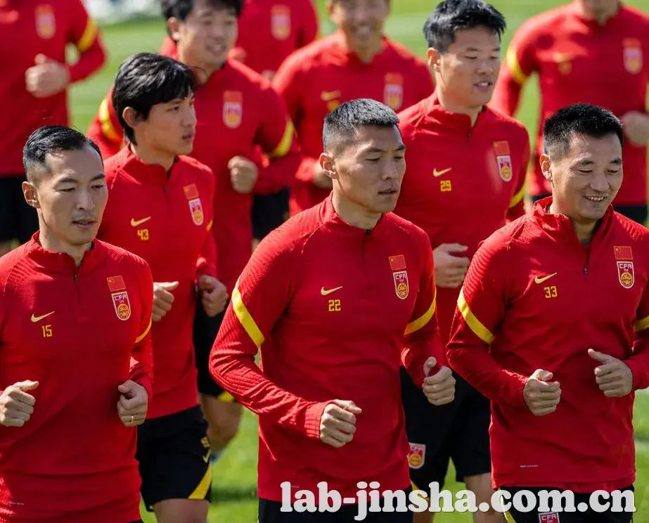 中国足球青岛VS成都